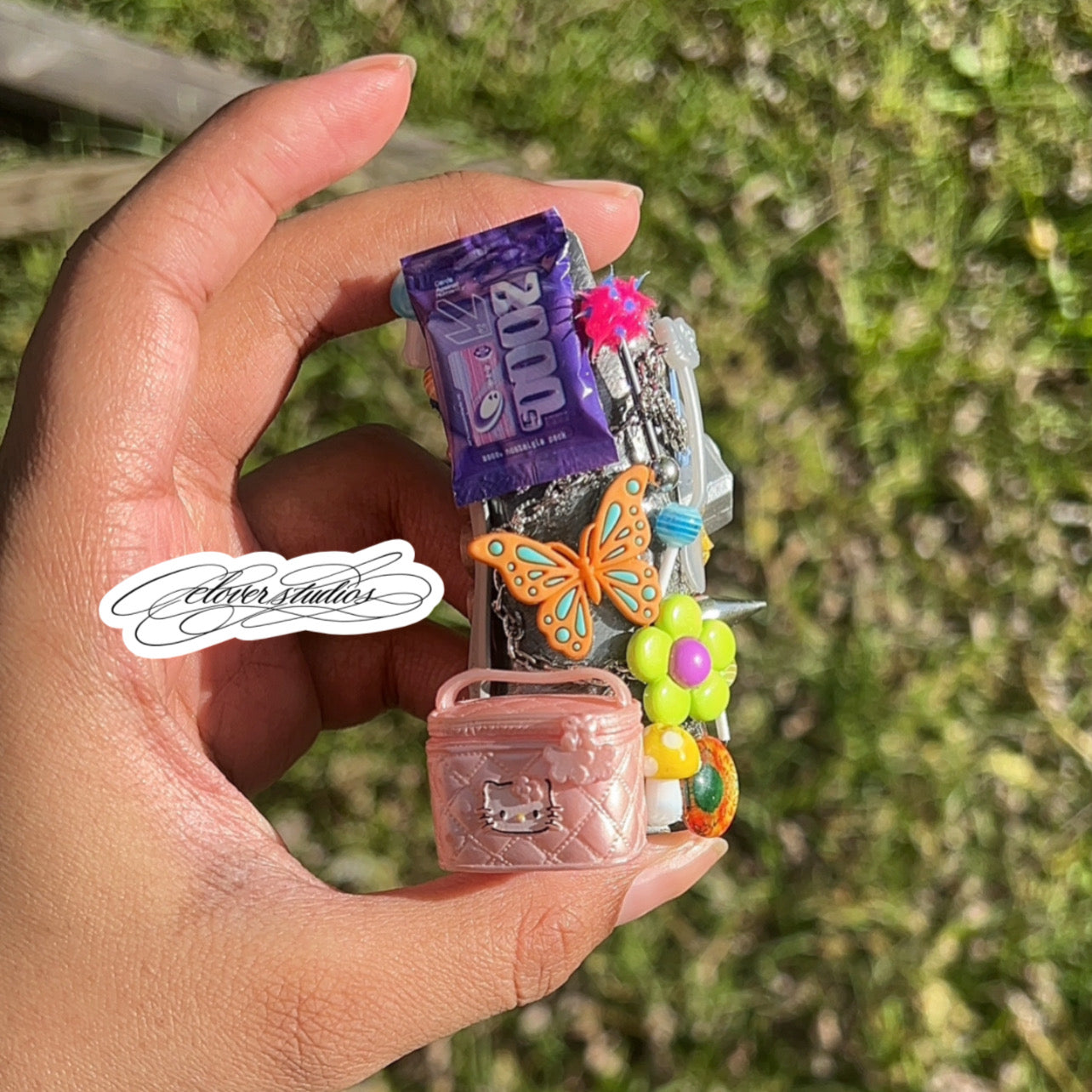 Premade junk lighter case