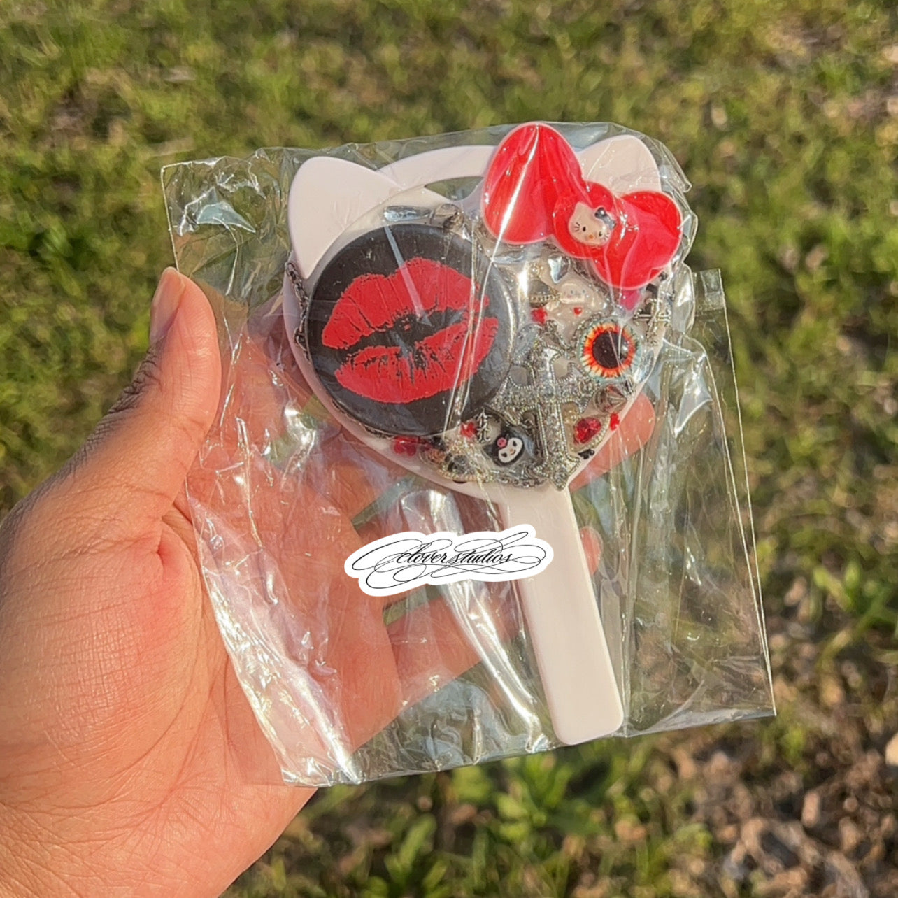 Emo hk mini heart mirror